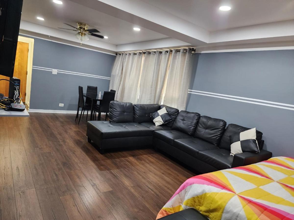 Granville Appartment シカゴ エクステリア 写真